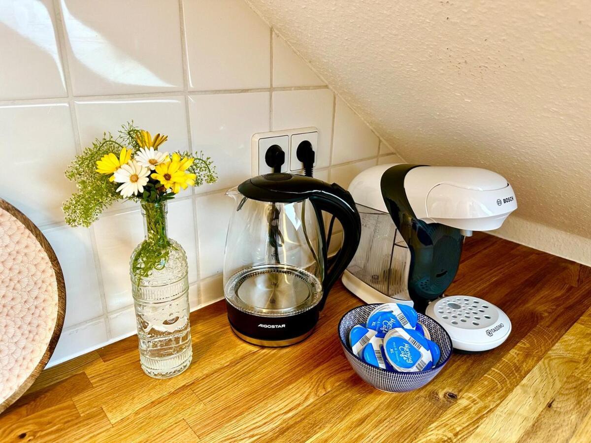 Fantastische Dachgeschosswohnung In Connewitz - 3 Private Schlafbereiche - Platz Fuer Bis Zu 5 Personen - Tolle Lage Und Oeffentliche Verkehrsmittel *