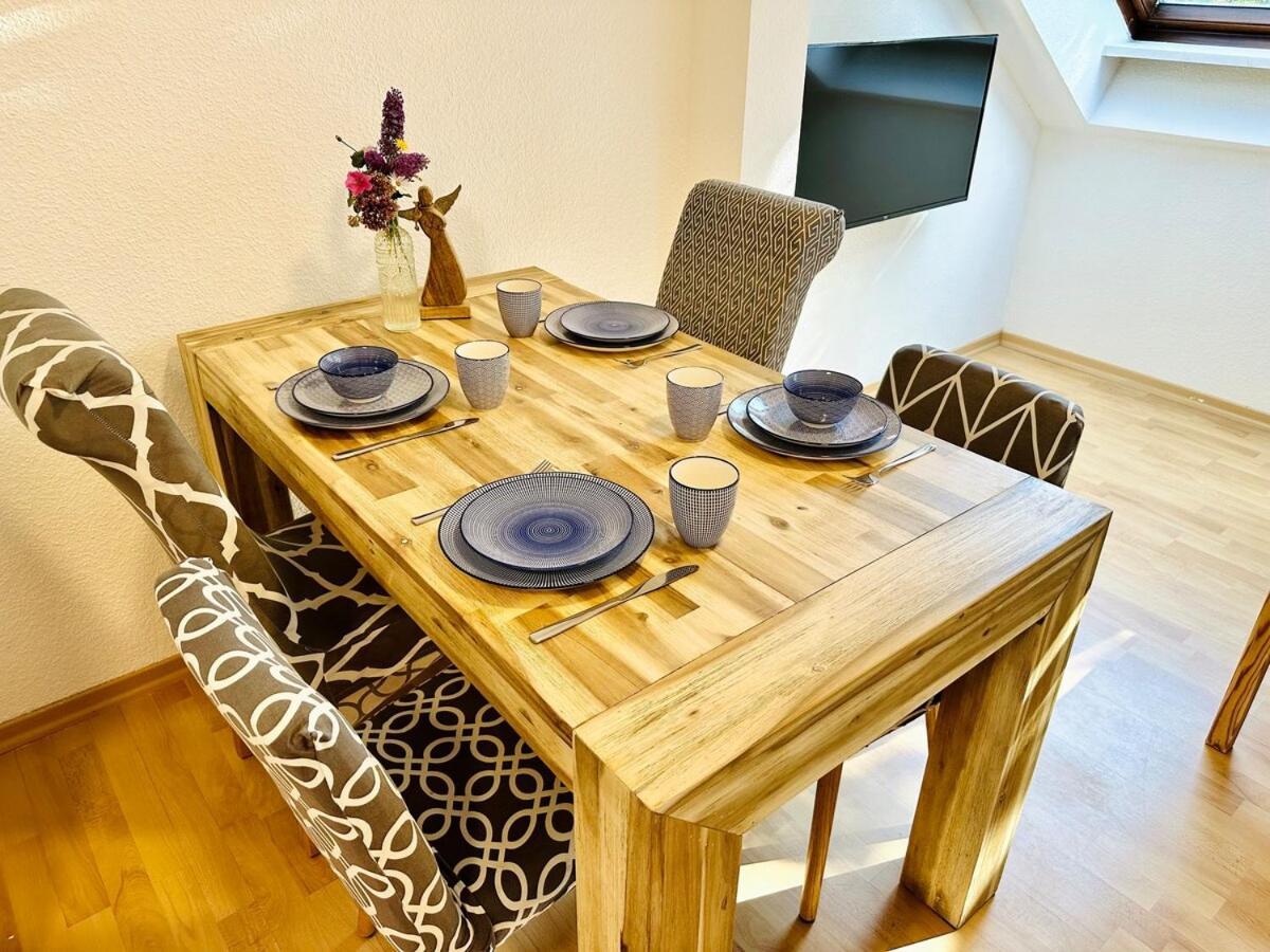 Fantastische Dachgeschosswohnung In Connewitz - 3 Private Schlafbereiche - Platz Fuer Bis Zu 5 Personen - Tolle Lage Und Oeffentliche Verkehrsmittel Apartment Leipzig